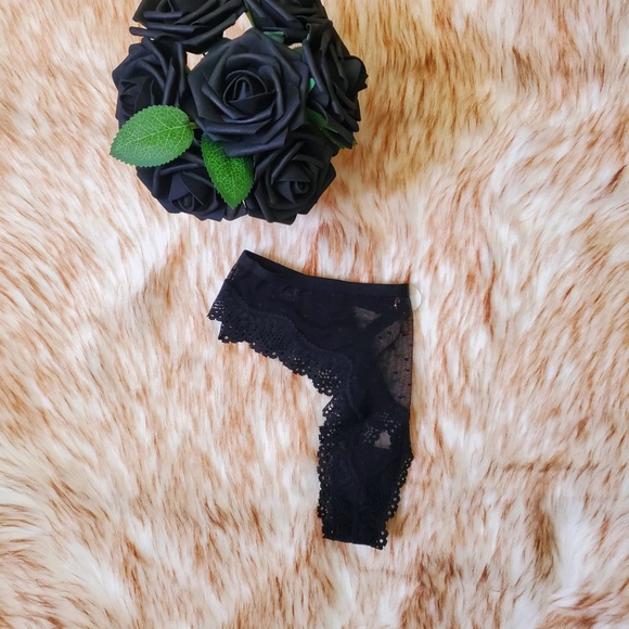 Women's Sexy Lace Black Heart Panty - Picture 10 of 10
